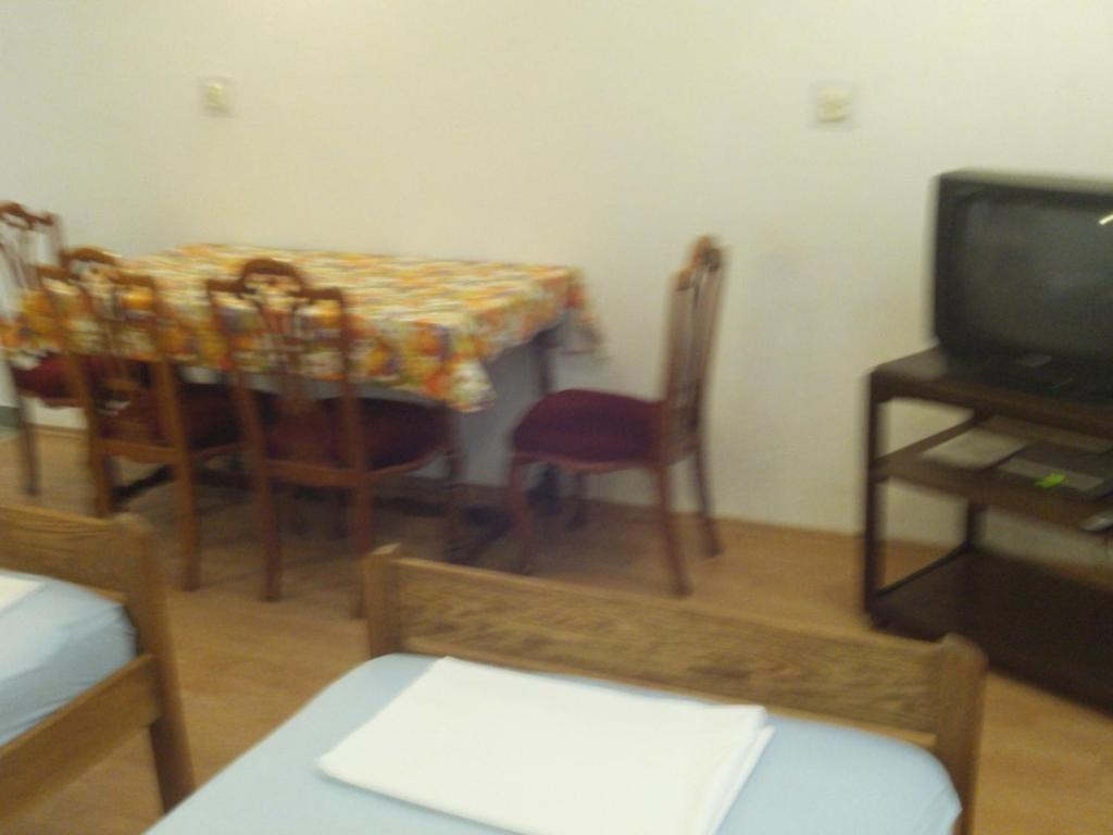 Apartment In Kustici With Balcony, Wifi, Washing Machine Esterno foto